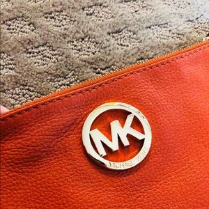 Michael Kors Wristlet / Clutch
